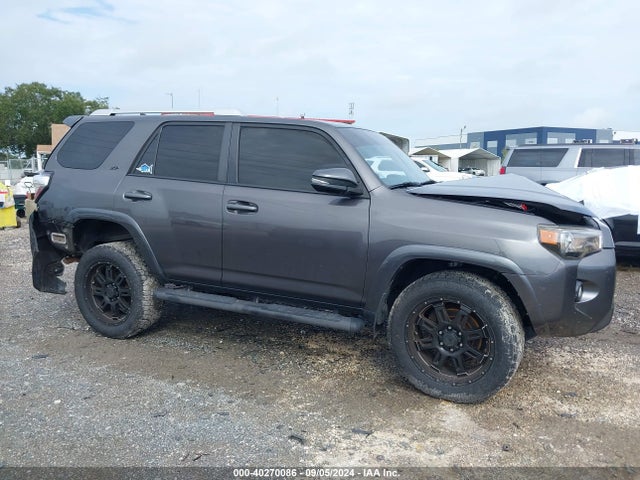Toyota 4runner Sr5 Premium 2018 JTEBU5JR4J5511203 Image 13