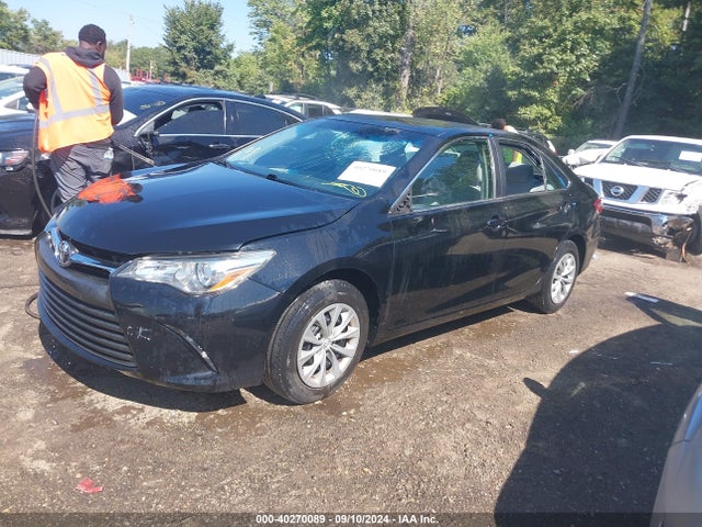 Toyota CAMRY LE 2016 4T1BF1FK0GU161369 Image 2