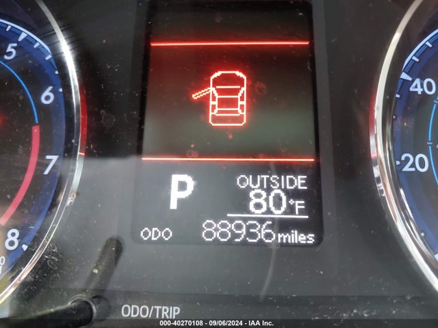 Toyota COROLLA LE 2018 2T1BURHE0JC977762 Image 15
