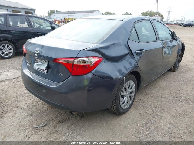 Toyota COROLLA LE 2018 2T1BURHE0JC977762 Image 4