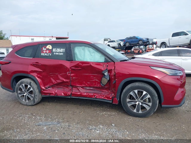 Toyota Highlander Xle 2022 5TDHZRAH4NS554194 Image 13