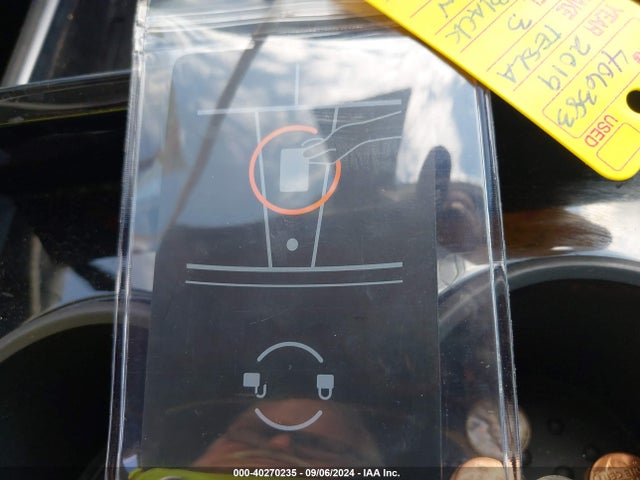 2019 TESLA MODEL 3 5YJ3E1EB0KF453439 Photo 10