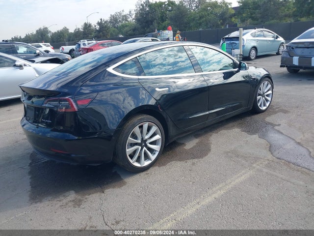 2019 TESLA MODEL 3 5YJ3E1EB0KF453439 Photo 3
