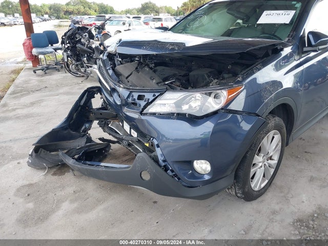 Toyota Rav4 Limited 2014 JTMYFREV3ED027266 Image 17