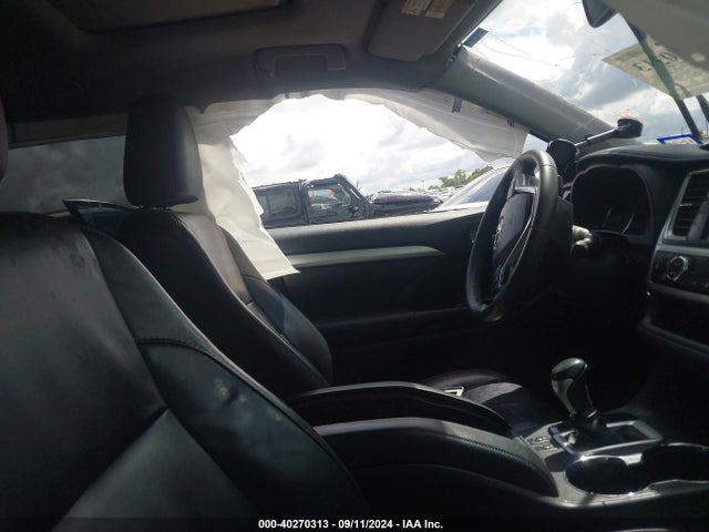 Toyota Highlander Xle V6 2015 5TDKKRFH2FS118447 Image 5
