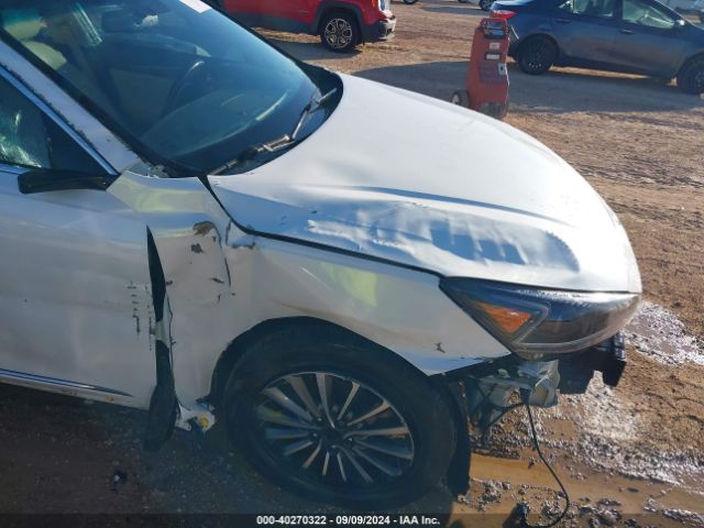 KNALB4J15J5119914 KIA Cadenza Premium