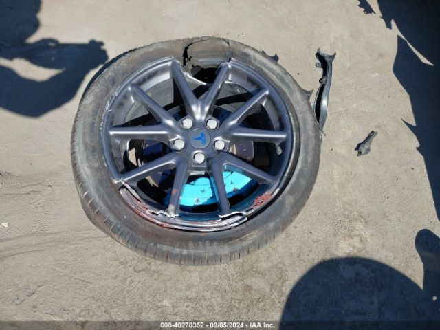 5YJ3E1EA5JF172047 Tesla Model 3 Long Range/mid Range