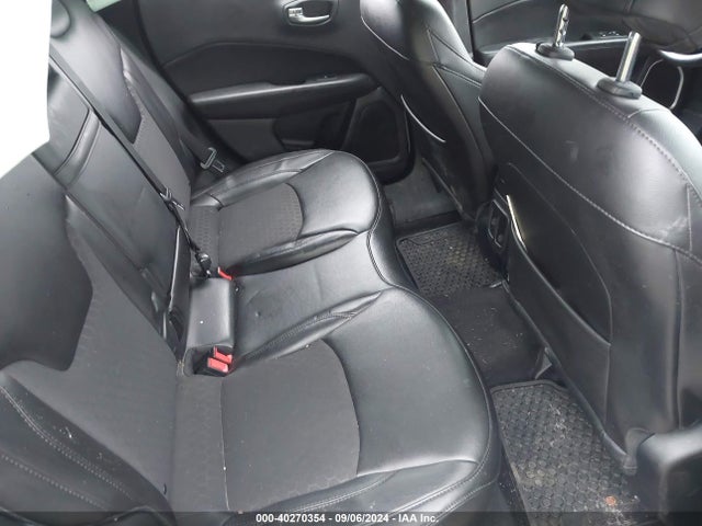 3C4NJDBB9KT683072 Jeep Compass Altitude 4x4