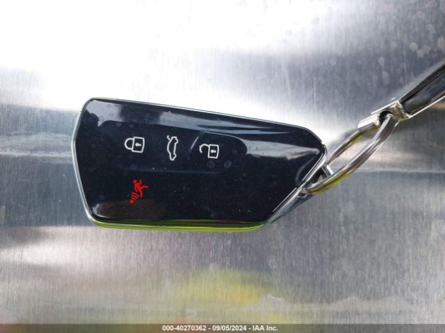 1V2CMPE80PC042801 Volkswagen ID.4 PRO