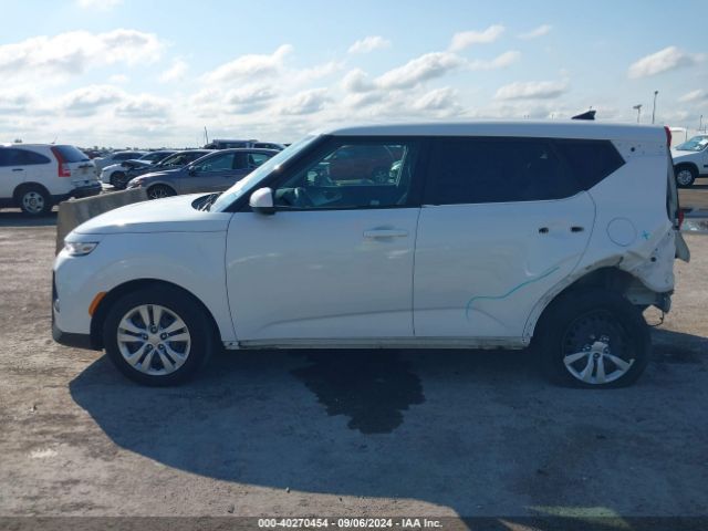 KNDJ23AU7L7702636 KIA SOUL LX