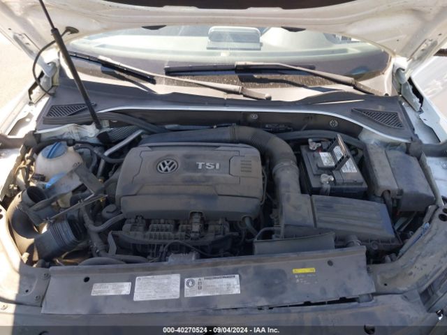 1VWAT7A32HC021601 Volkswagen Passat 1.8t S