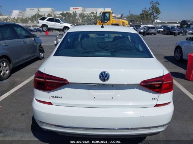 1VWAT7A32HC021601 Volkswagen Passat 1.8t S