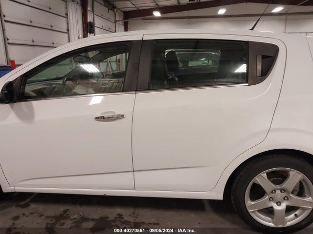 Chevrolet Sonic Ltz Auto 2014 1G1JE6SB7E4231199 Image 15