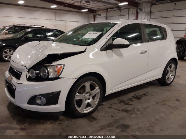 Chevrolet Sonic Ltz Auto 2014 1G1JE6SB7E4231199 Image 2