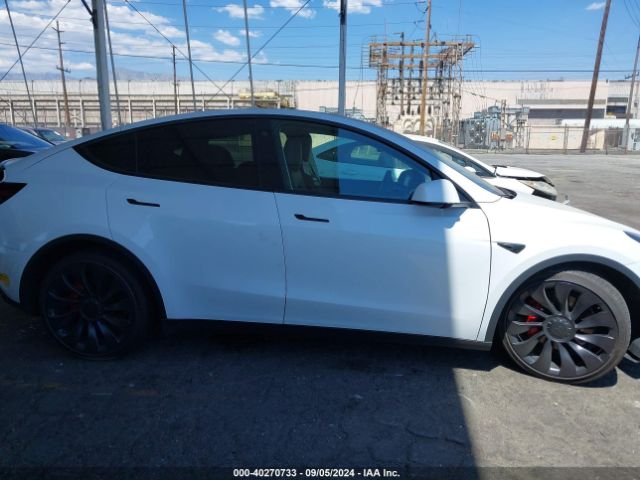 7SAYGDEF8NF439543 Tesla Model Y Performance Dual Motor All-wheel Drive