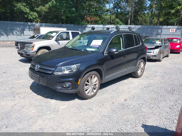 WVGBV7AX3FW584362 Volkswagen Tiguan Sel