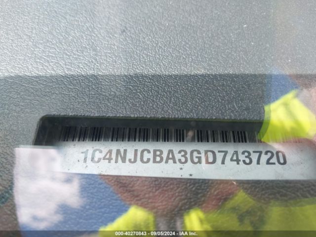 1C4NJCBA3GD743720 Jeep Compass Sport