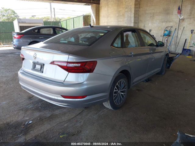 2020 VOLKSWAGEN JETTA 3VWCB7BU3LM028311 Photo 3