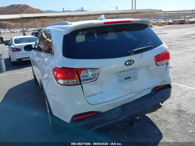 KIA Sorento 3.3l Lx 2018 5XYPGDA58JG429278 Image 3