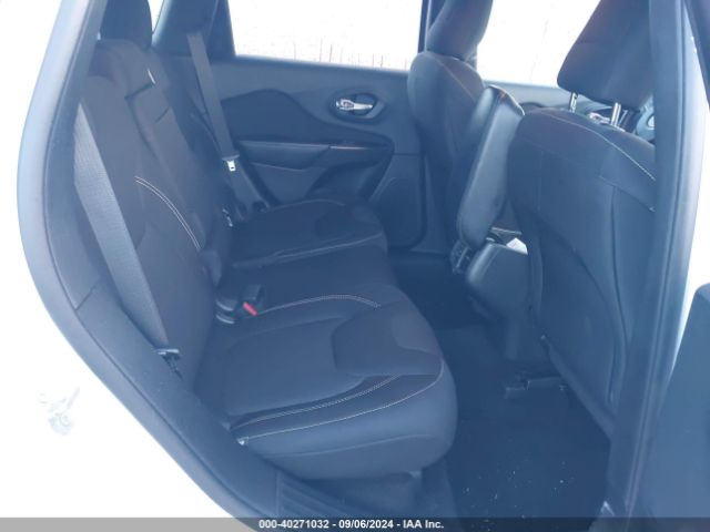 1C4PJLCS7FW722212 Jeep Cherokee Latitude Altitude