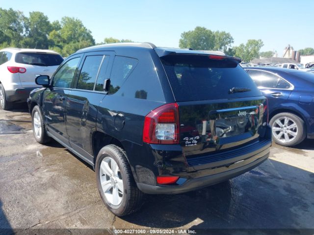 1C4NJDEB5ED718471 Jeep Compass Latitude