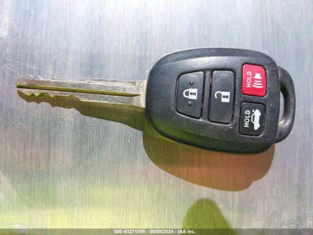 Toyota COROLLA LE 2015 5YFBURHE5FP293149 Image 11