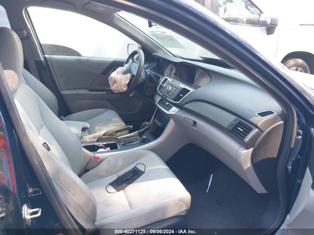 Honda Accord 2015 1HGCR2F35FA023486 Image 18