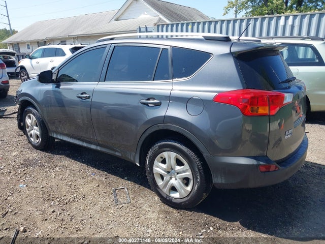 Toyota RAV4 LE 2015 JTMBFREV8FJ039664 Image 3