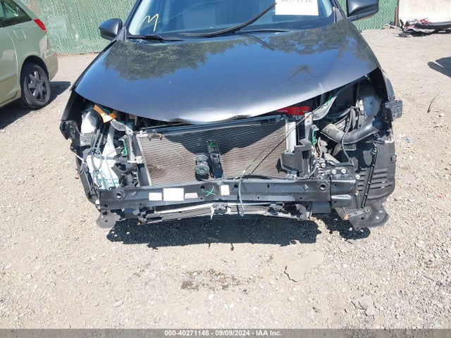 Toyota RAV4 LE 2015 JTMBFREV8FJ039664 Image 6