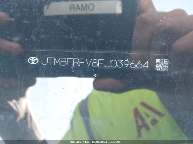 Toyota RAV4 LE 2015 JTMBFREV8FJ039664 Image 9