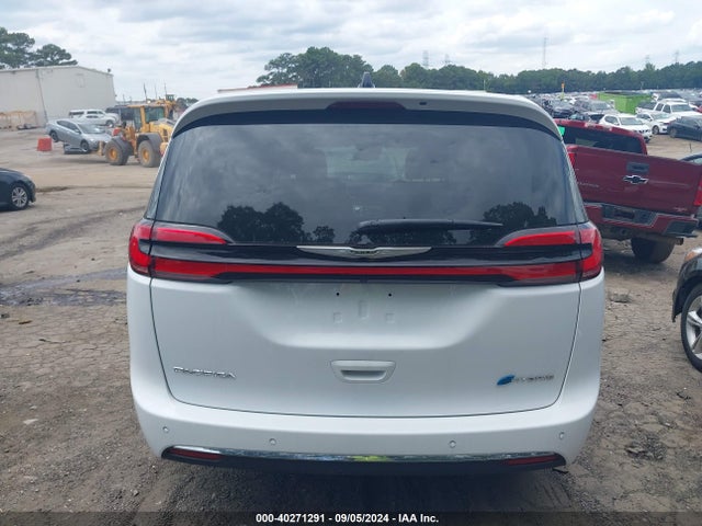 Chrysler Pacifica Hybrid Select 2024 2C4RC1S74RR118246 Image 16