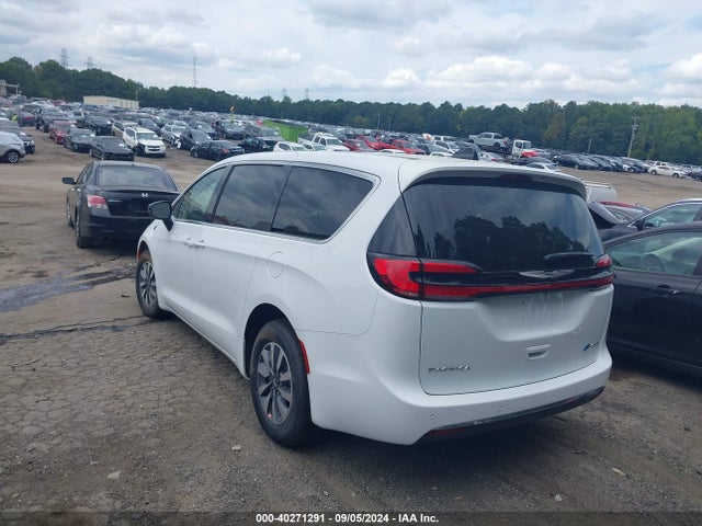 Chrysler Pacifica Hybrid Select 2024 2C4RC1S74RR118246 Image 3