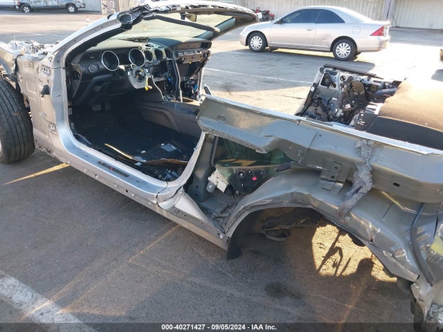 Ford Mustang Ecoboost 2019 1FATP8UH9K5158159 Image 13