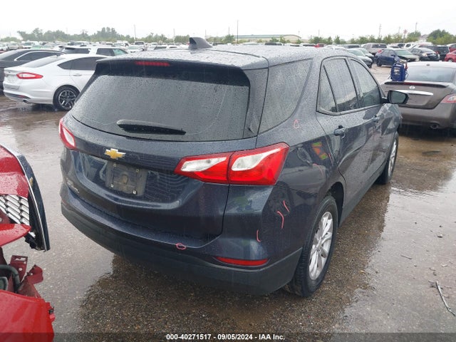 Chevrolet EQUINOX LS 2019 3GNAXHEV2KL288586 Image 4