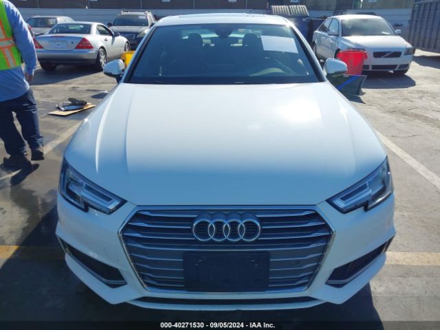 WAUHMAF47KA062562 Audi A4 40 Premium