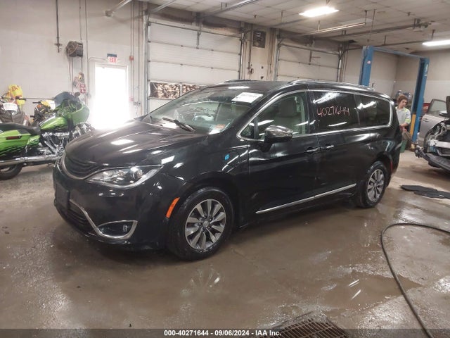 2C4RC1N70KR687029 Chrysler Pacifica Hybrid Limited