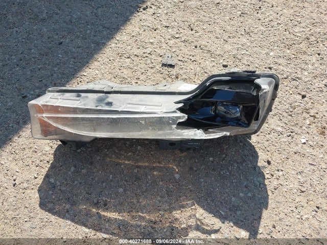 Tesla MODEL 3 2018 5YJ3E1EA6JF011156 Image 11