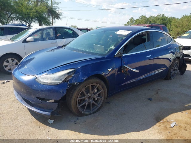 2018 TESLA MODEL 3 5YJ3E1EA6JF011156 Photo 1