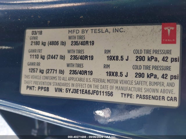 2018 TESLA MODEL 3 5YJ3E1EA6JF011156 Photo 8