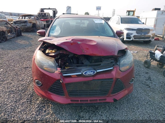 Ford Focus Titanium 2014 1FADP3N21EL139414 Image 11