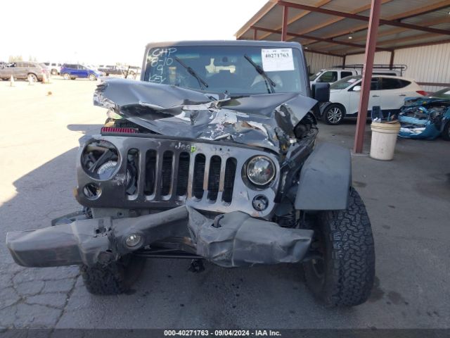 1C4BJWDG7HL661342 Jeep Wrangler Unlimited Sport 4x4