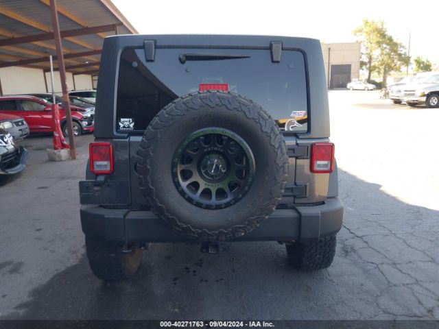 1C4BJWDG7HL661342 Jeep Wrangler Unlimited Sport 4x4