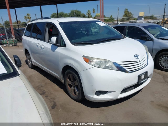 Toyota Sienna Le 8 Passenger 2016 5TDKK3DC3GS724393 main image