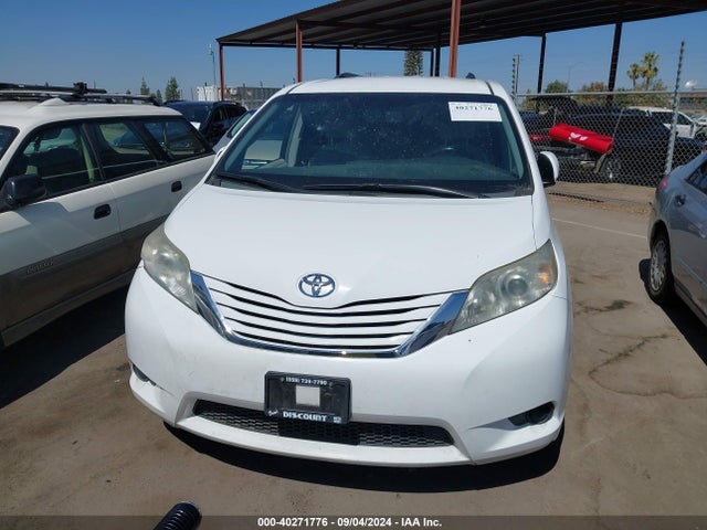 Toyota Sienna Le 8 Passenger 2016 5TDKK3DC3GS724393 Image 12