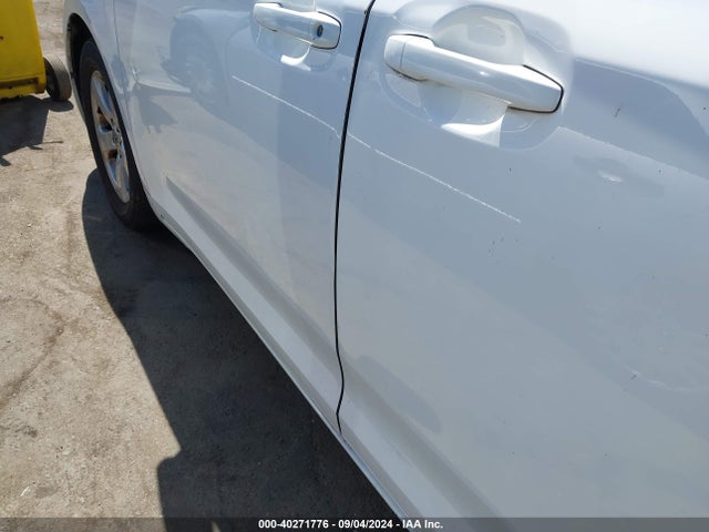 Toyota Sienna Le 8 Passenger 2016 5TDKK3DC3GS724393 Image 21