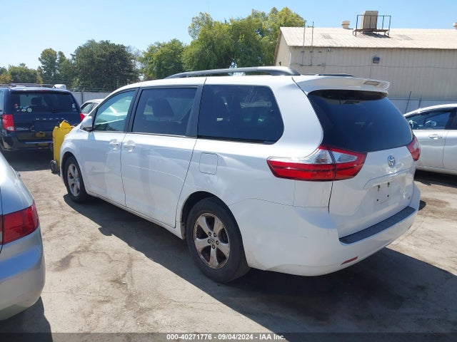 Toyota Sienna Le 8 Passenger 2016 5TDKK3DC3GS724393 Image 3