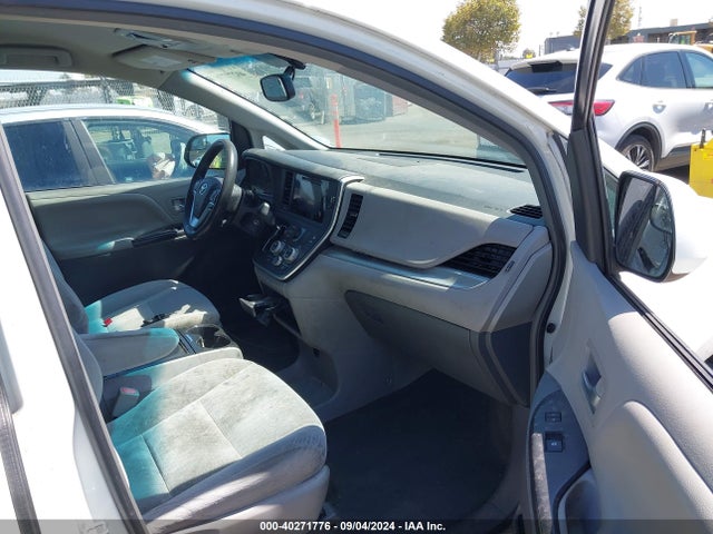 Toyota Sienna Le 8 Passenger 2016 5TDKK3DC3GS724393 Image 5