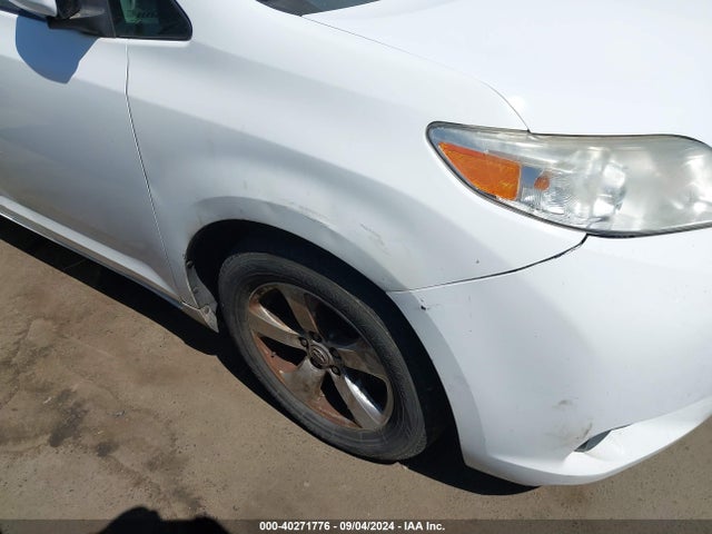 Toyota Sienna Le 8 Passenger 2016 5TDKK3DC3GS724393 Image 6