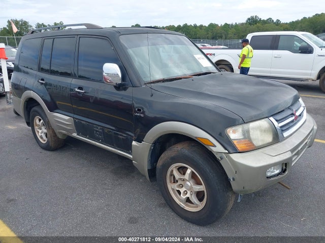 2001 MITSUBISHI MONTERO JA4MW51RX1J038755 Photo 0