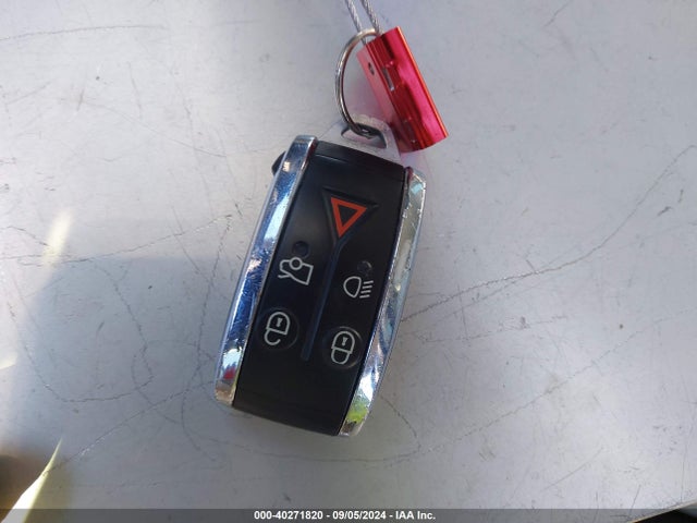 2009 JAGUAR XF SAJWA05B99HR04060 Photo 10